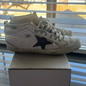 Golden Goose Mid Star Classic Sneakers with silver laces and black star